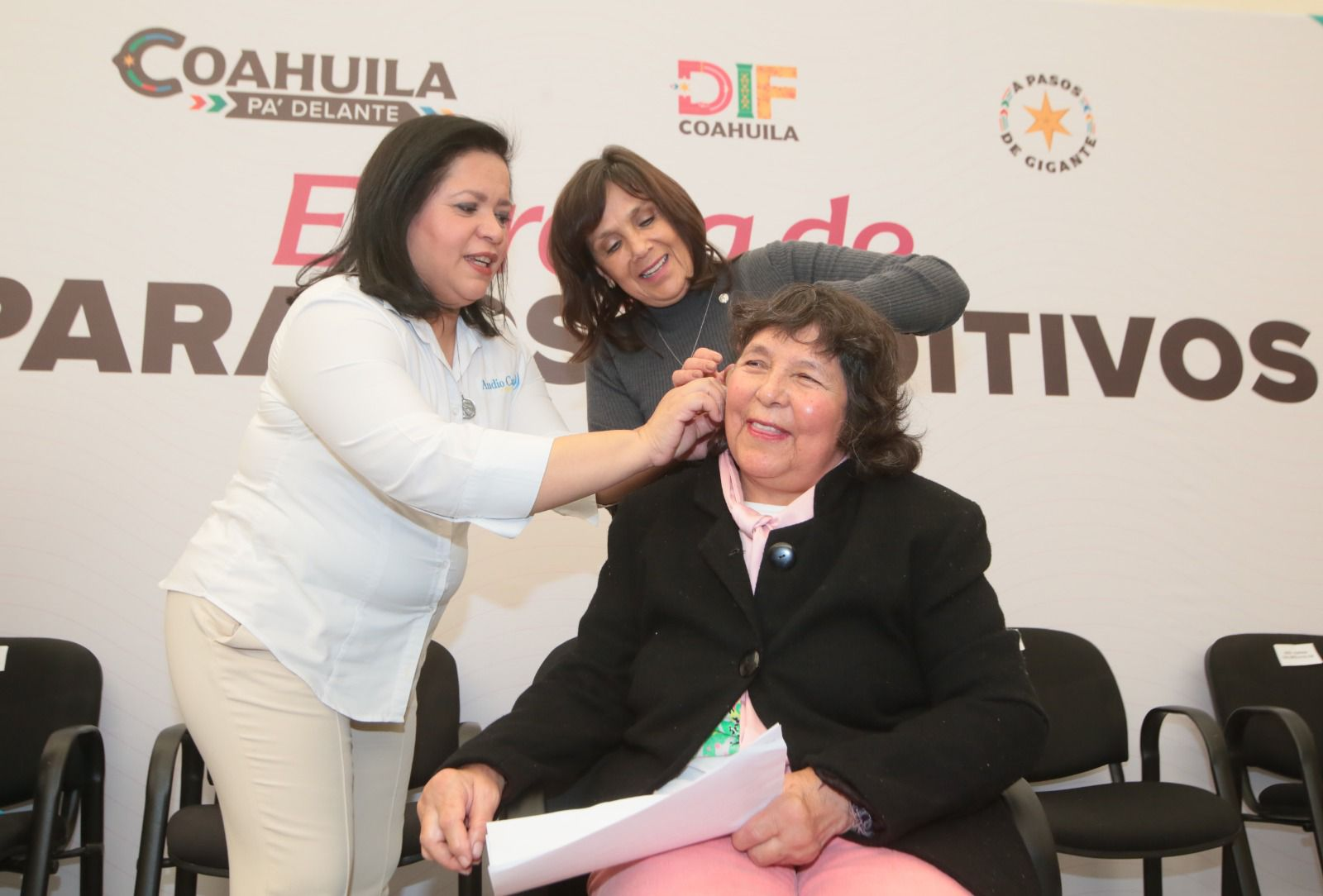 TRABAJA EN EQUIPO DIF COAHUILA CON SOCIEDAD CIVIL Y EMPRESARIOS