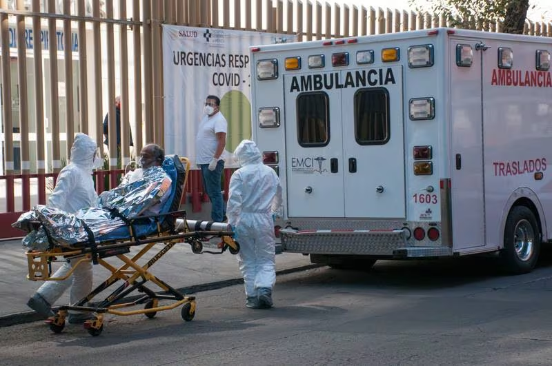 Repunte de COVID-19 en México: Estos son los hospitales de camas con ventilador que están suturados