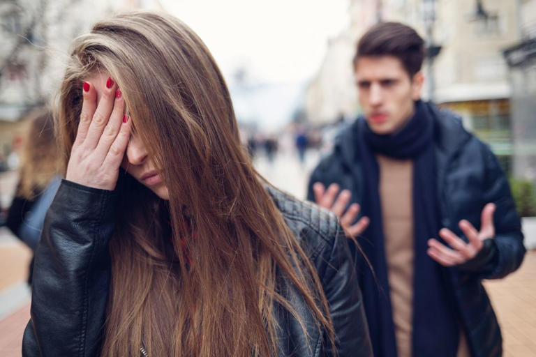 4 errores que desgastan tu relación de pareja, según un estudio científico