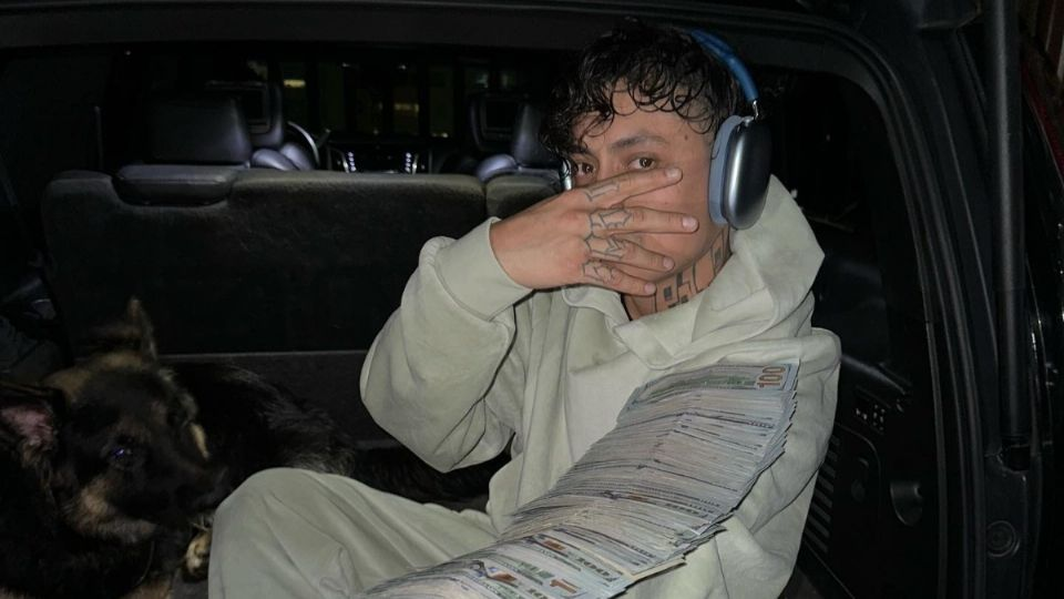 Alemán se disculpa con su exnovia Akasha y niega haberla violentado: «estoy tomando terapia»