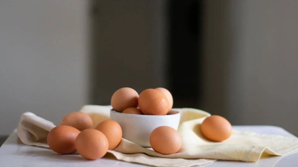 ¿Qué pasa si comes huevos caducados? Esto es lo que deberías saber