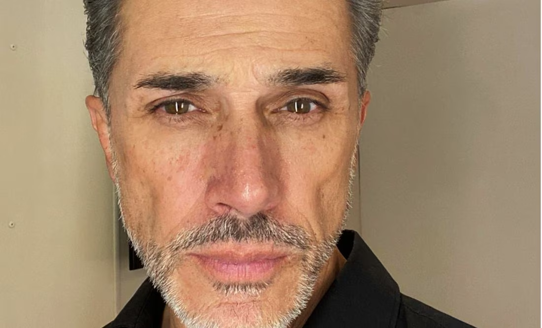 Sergio Mayer sorprende al decir en un live que se fue un tiempo de su casa