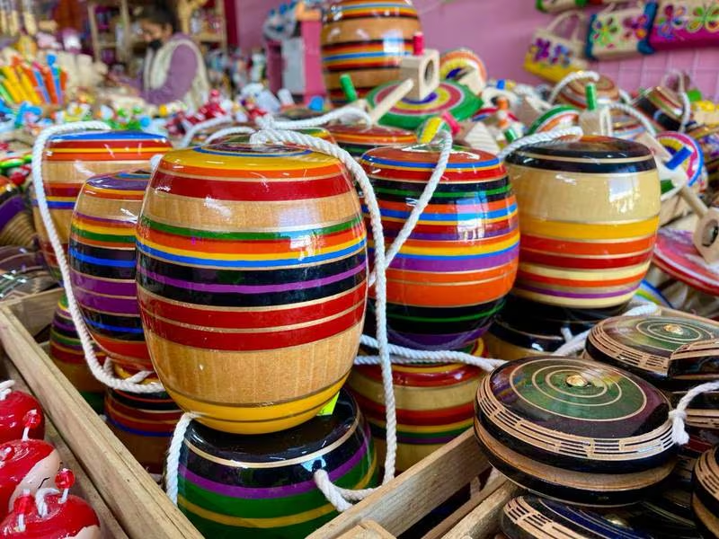 Día de Reyes: Juguetes de madera, entre la nostalgia y la lucha por seguir vigentes