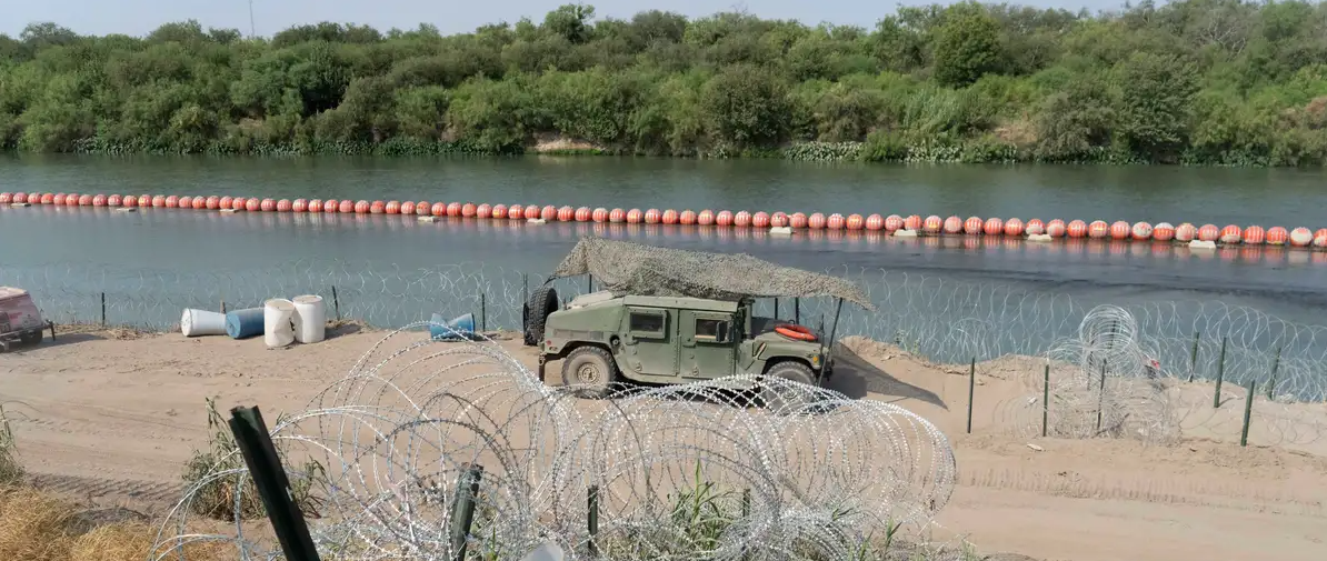 Texas construirá campamento para mil 800 soldados de la Guardia Nacional que vigilarán la frontera con México