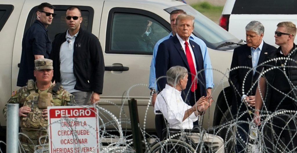 Trump acusa en la frontera con México que Biden ha permitido una “invasión del crimen migrante” en Estados Unidos
