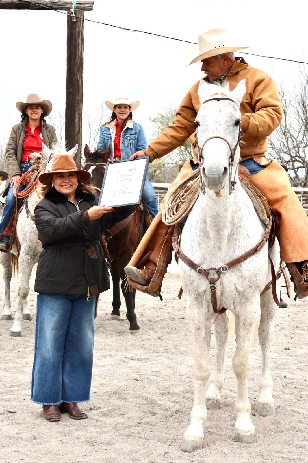 Arranca Diana Haro la Cabalgata San Valentín