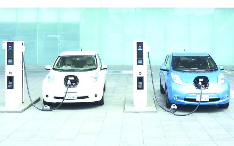 Circulan apenas unos 100 eléctricos en Monclova