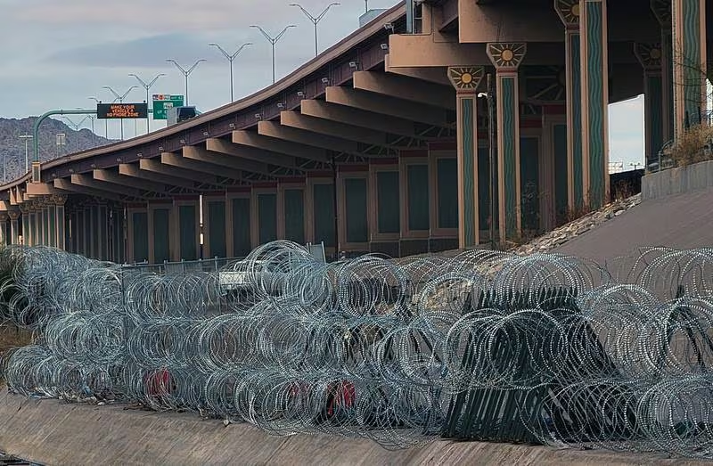 Florida envía a mil soldados a Texas para ‘ayudar a detener la invasión’ de migrantes