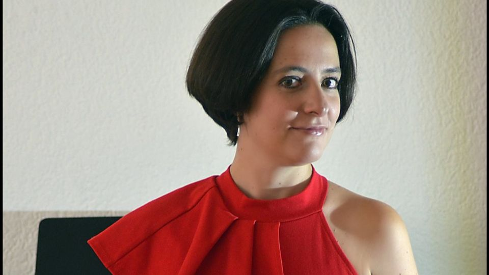 ¿Por qué algunas personas son infieles? La escritora de «Los poliamorsos» responde