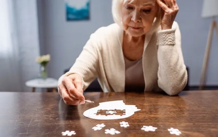 Este es el nuevo medicamento que aprobó Cofepris para el Alzheimer