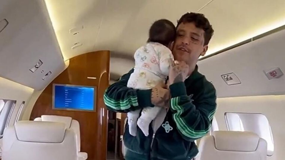 «Es una rockstar», Christian Nodal revela cómo es ser papá de Inti junto a Cazzu