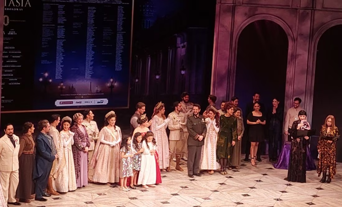 Susana Zabaleta celebra las 200 representaciones de «Anastasia», el musical