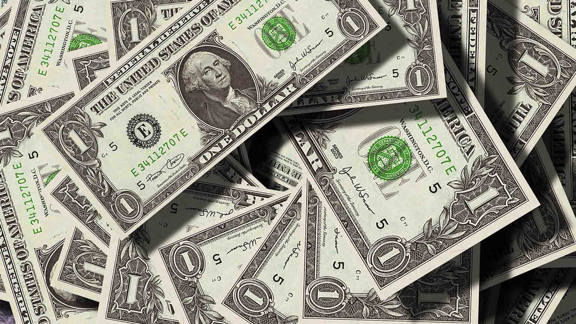 Precio del dólar: moneda abre a la baja en 17.07 pesos al mayoreo