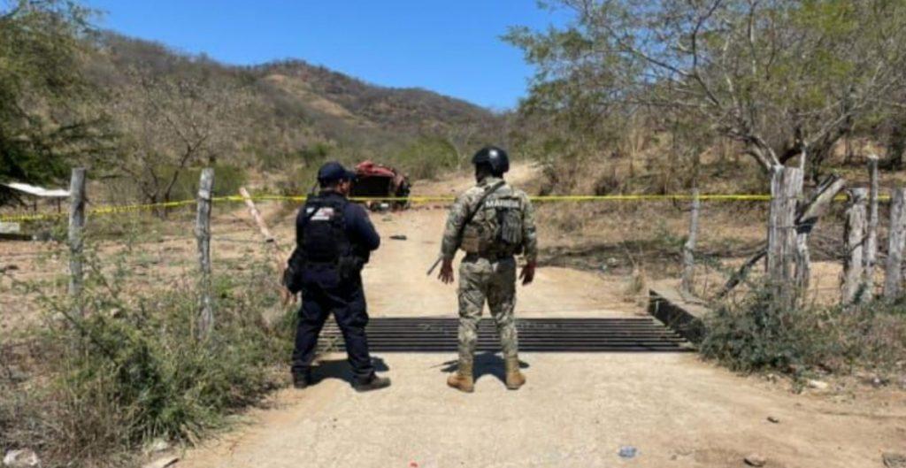 EN Michoacán Mata narcomina a 3 jornaleros