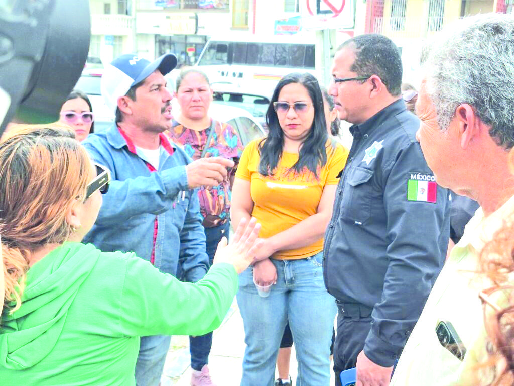 Busca que su hijo regrese a la escuela