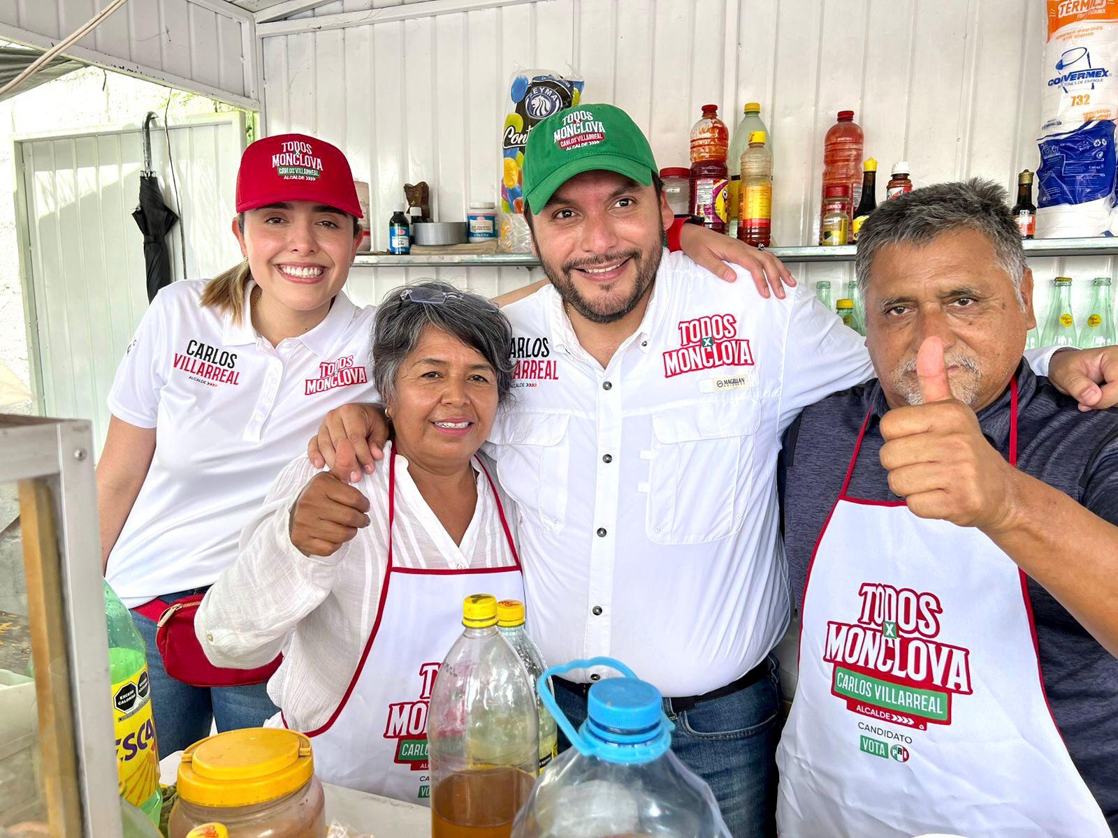 CARLOS VILLARREAL OFRECE ACCIONES DIGNAS PARA COMERCIO AMBULANTE