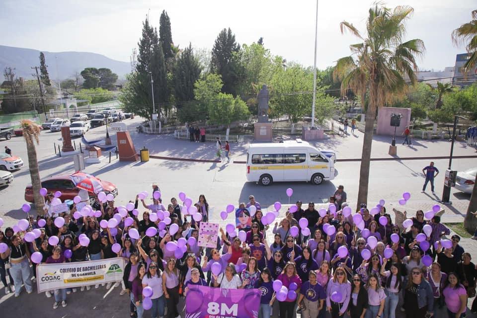 Conmemoran con marcha Día de la Mujer en Castaños