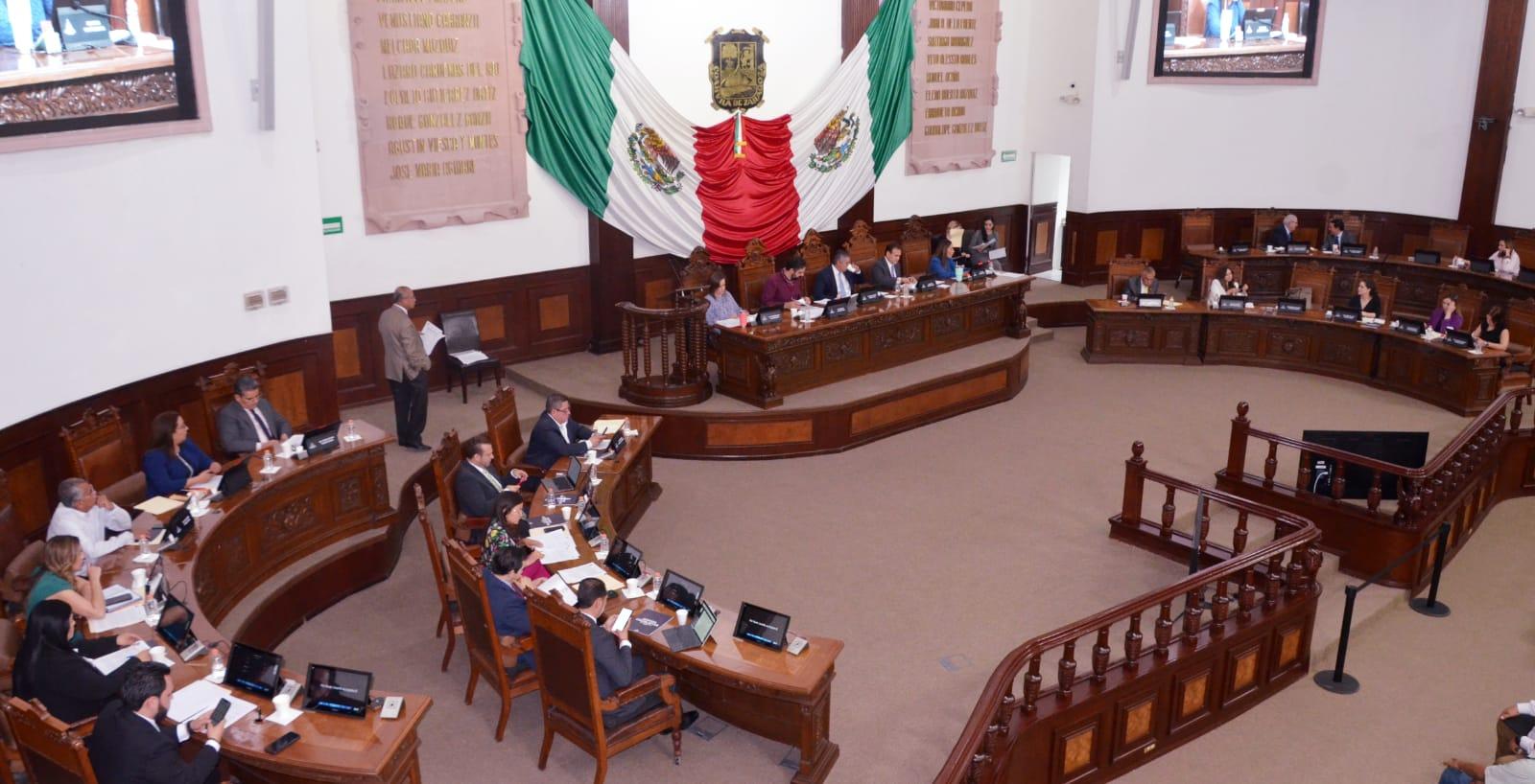 Efectúa Congreso agenda legislativa