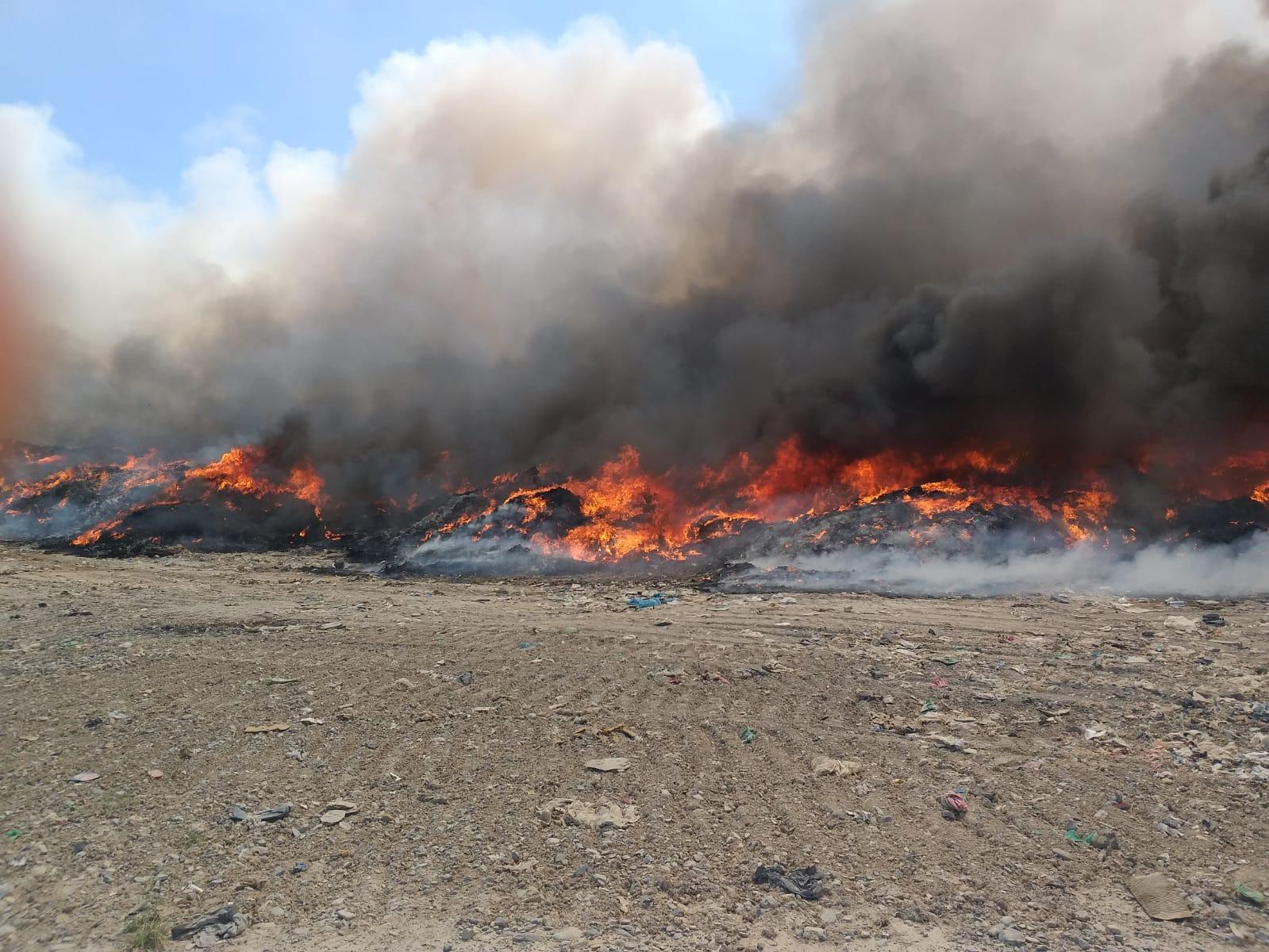 Combate incendio en relleno PC Monclova