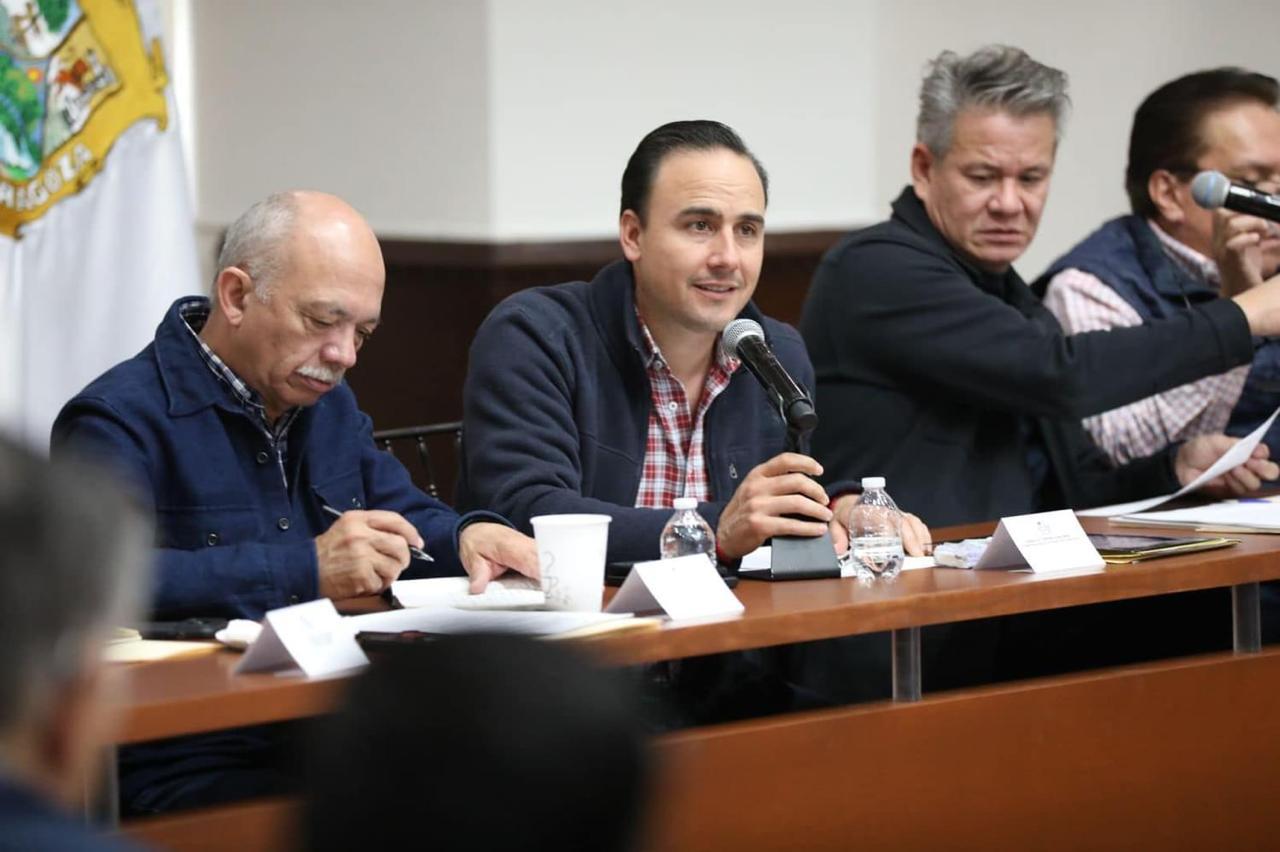 Reitera Manolo voluntad a familias de desaparecidos