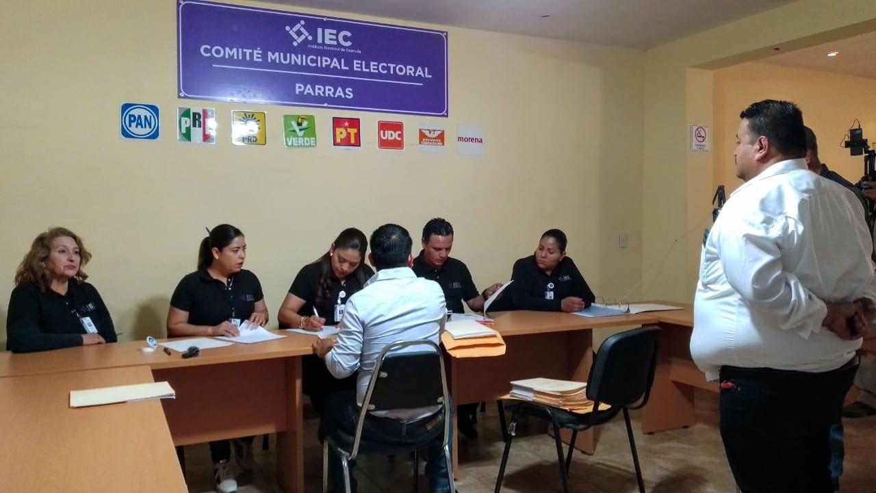Se registra Isidro Miguel por Movimiento Ciudadano