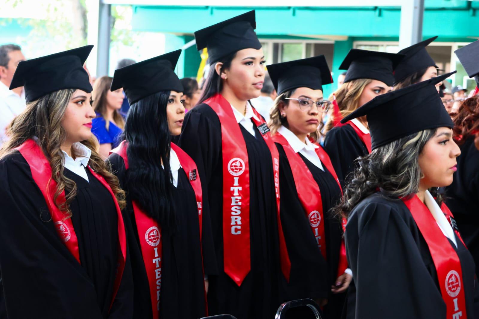 Egresan nuevos profesionistas del TecNM Región Carbonífera