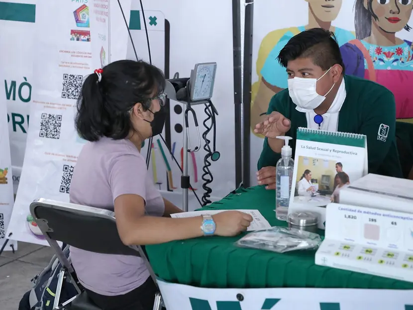 Llama IMSS a mujeres adolescentes a vacunarse contra el VPH