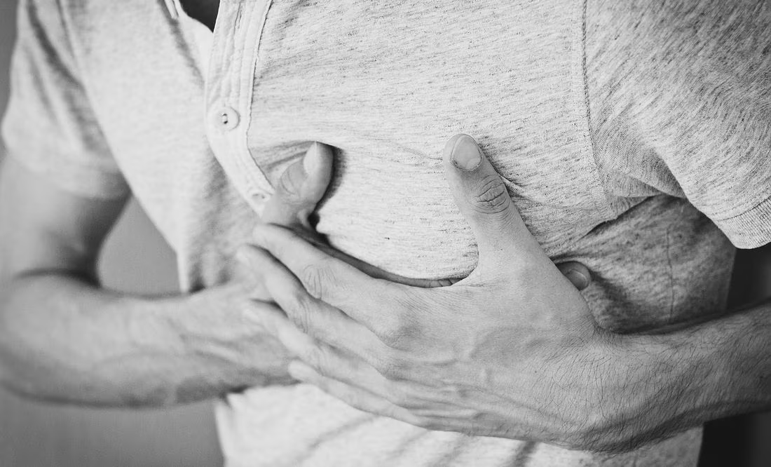 Descubre las señales de alerta de un ataque cardiaco