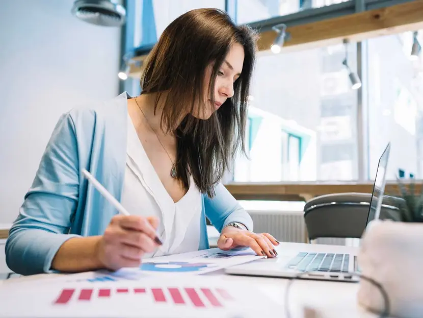 Igualdad de género: Alarma el déficit financiero para mujeres