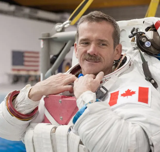 ¿Por qué no se puede llorar en el espacio?