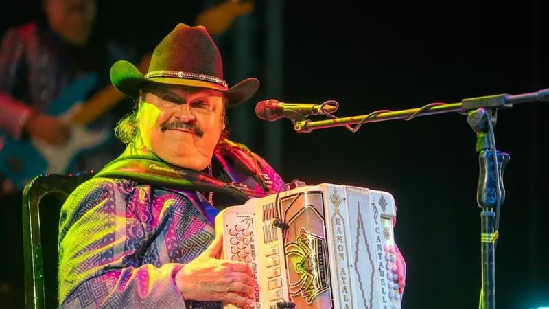El día que Ramón Ayala fue detenido por tocar en una ‘narcofiesta’ de ‘La Barbie’