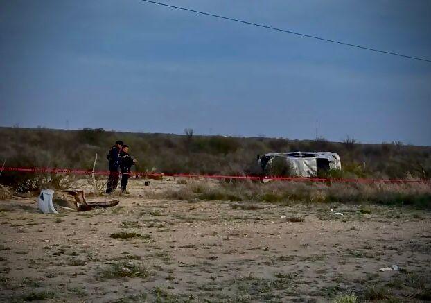 Muere joven de 23 años en volcadura