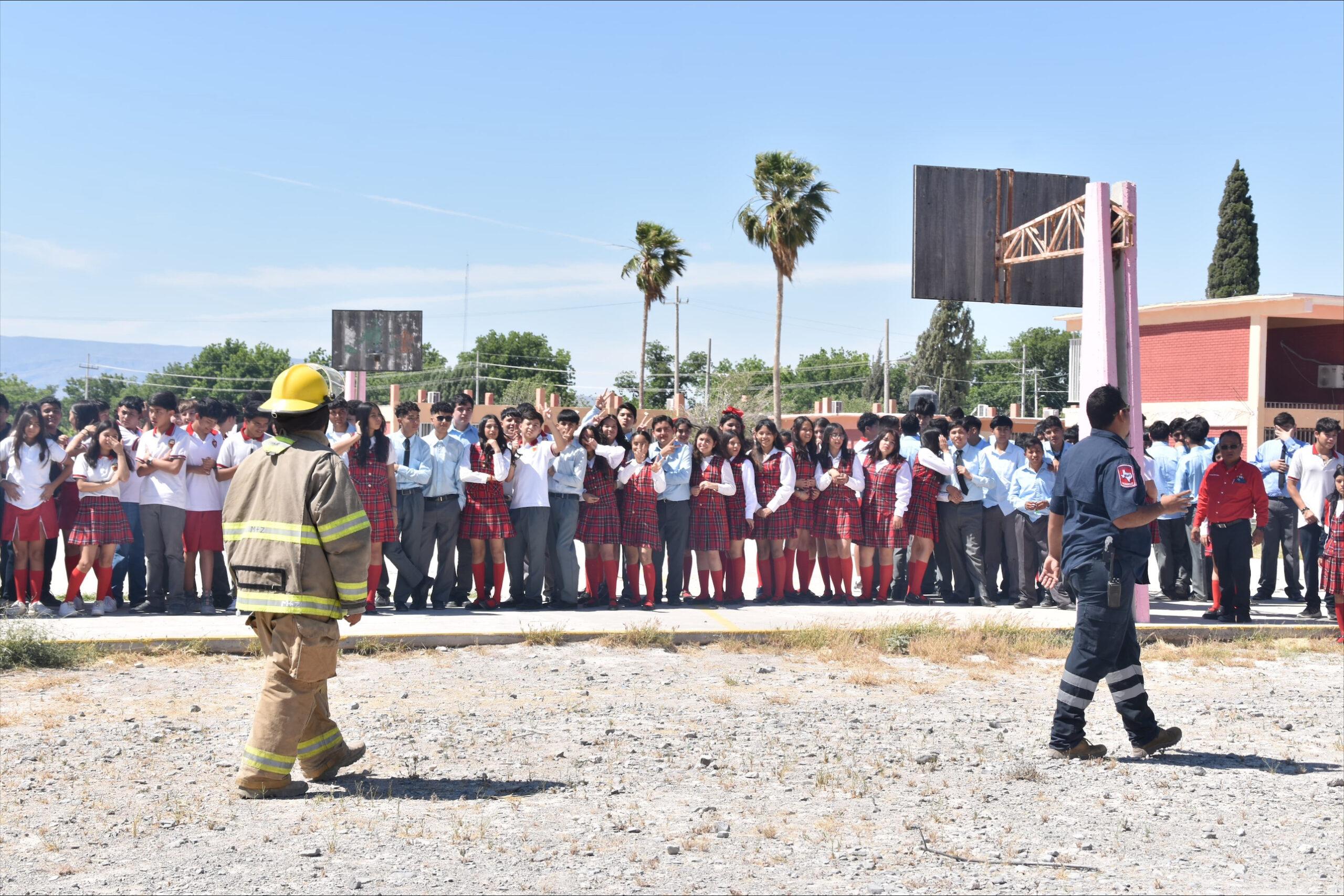 Educan a estudiantes de Cuatro Ciénegas