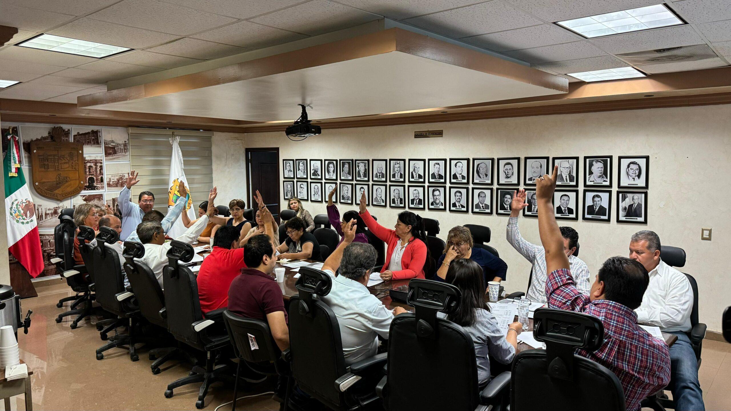 Celebran sesión extraordinaria de Cabildo CF