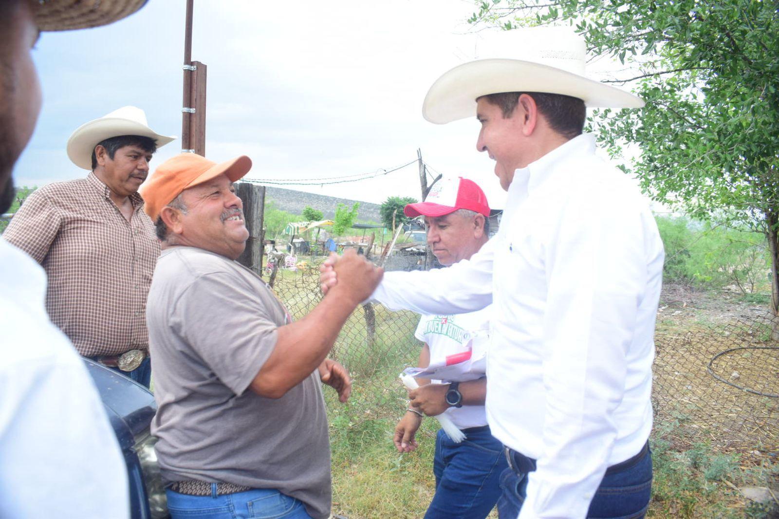 Agradece Hugo apoyo en Higueras