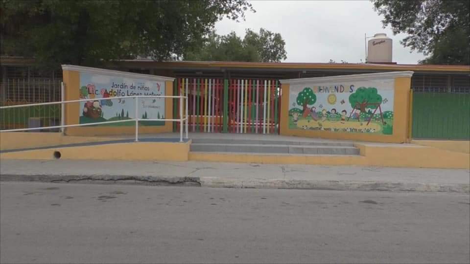 La directora del plantel responde