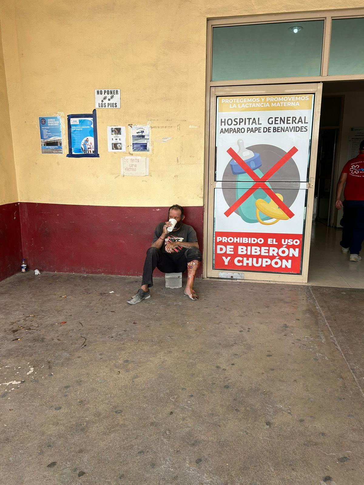 Niegan atención a adulto mayor por impertinente