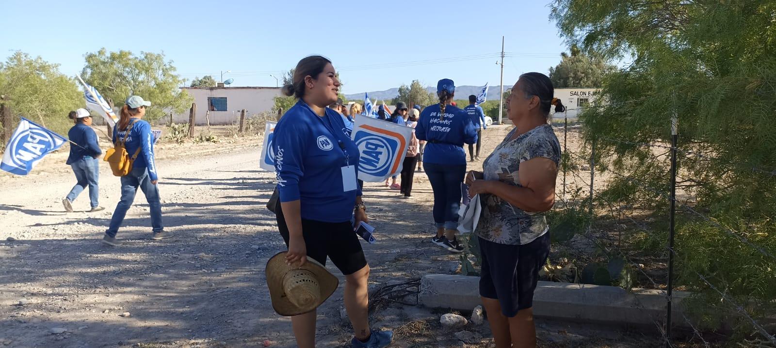 Llega Patsy a Palo Blanco