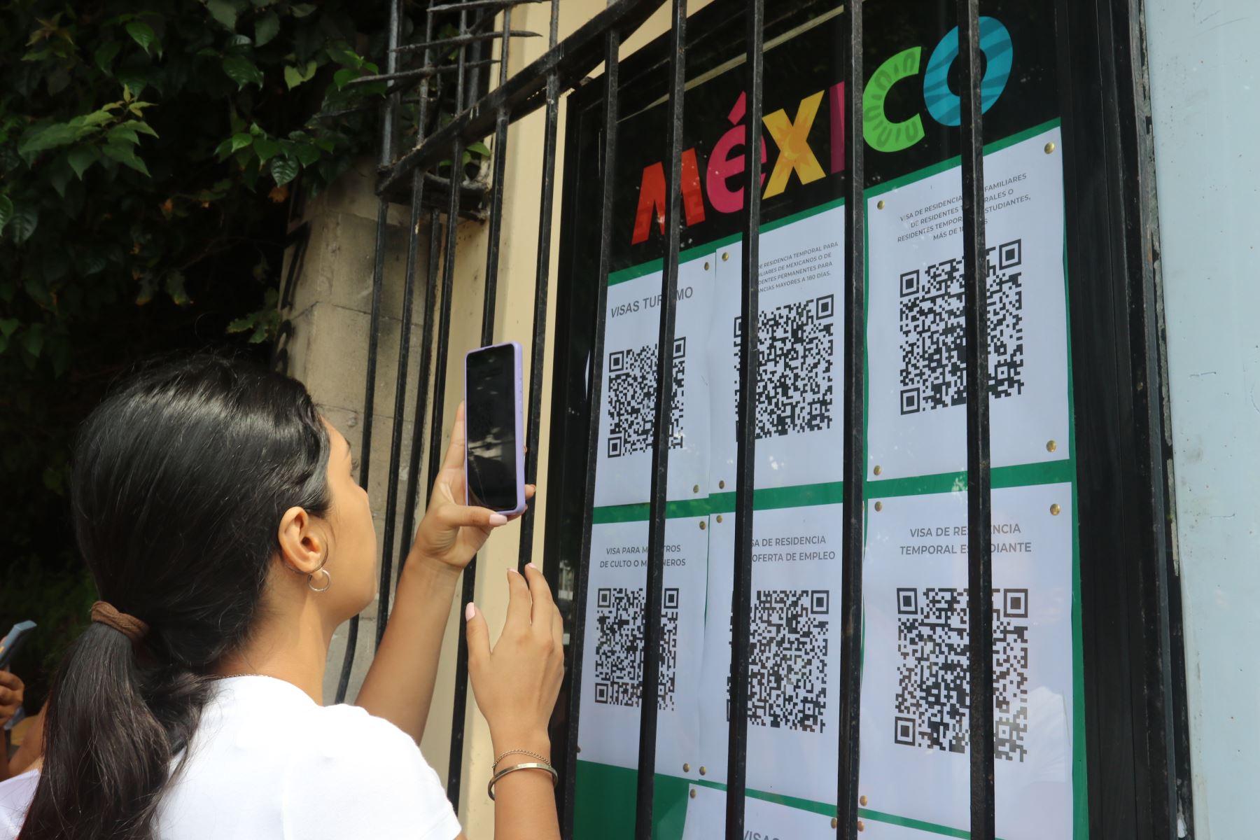 Perú ‘da marcha atrás’ y revoca decisión de solicitar visa a mexicanos