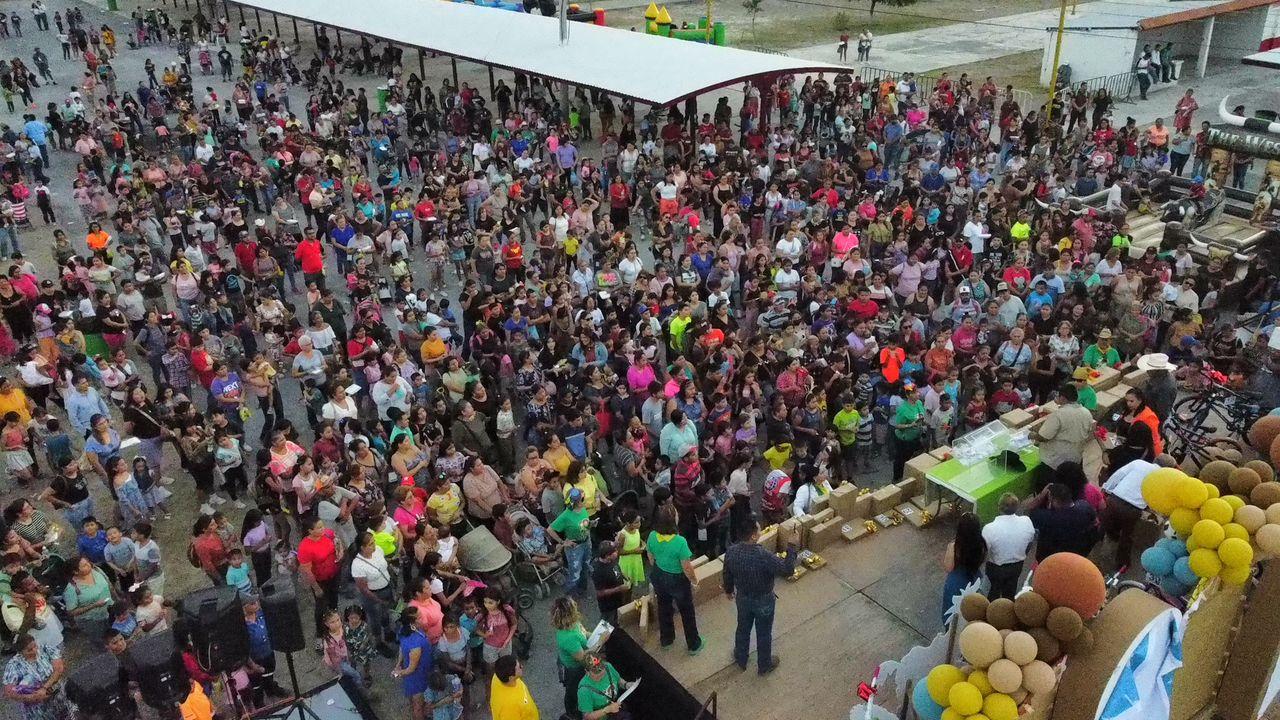 Festeja San Buena en grande a los niños