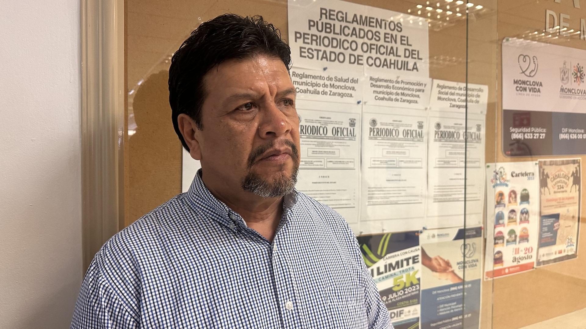 Tocan sueldo de burócrata por no asistir a asambleas