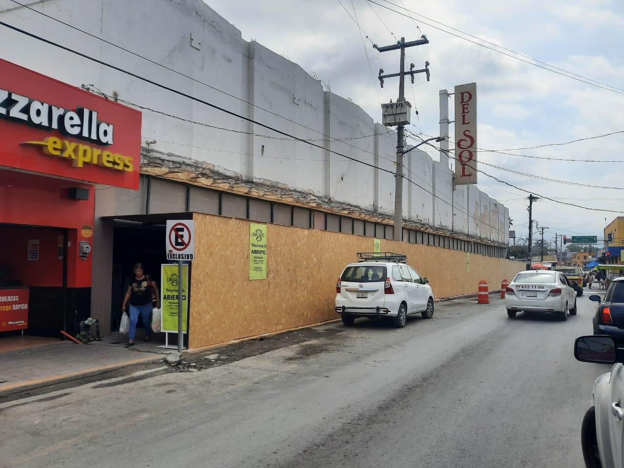 Ordenan a Del Sol reparar marquesina