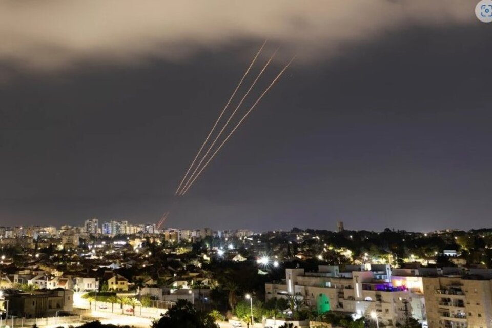 Tercera Guerra Mundial se vuelve tendencia en redes sociales tras ataque de Irán a Israel