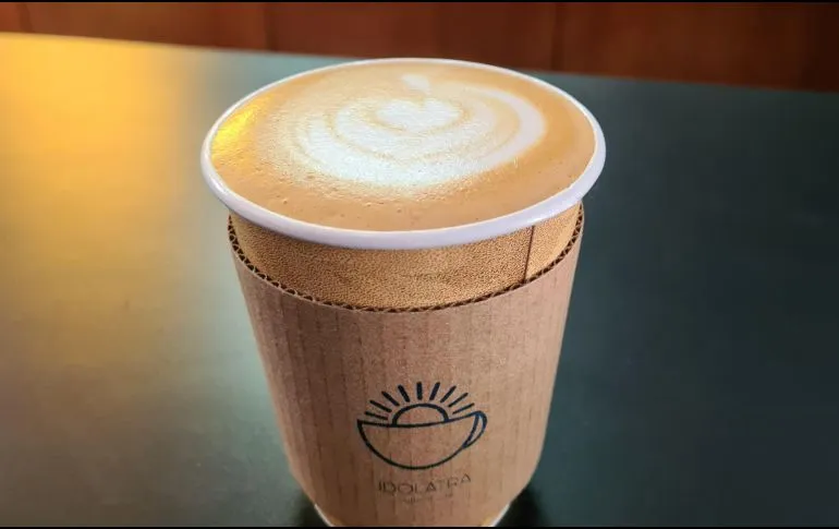 ¿Mito o realidad? ¿El café caliente alivia la sensación de calor?