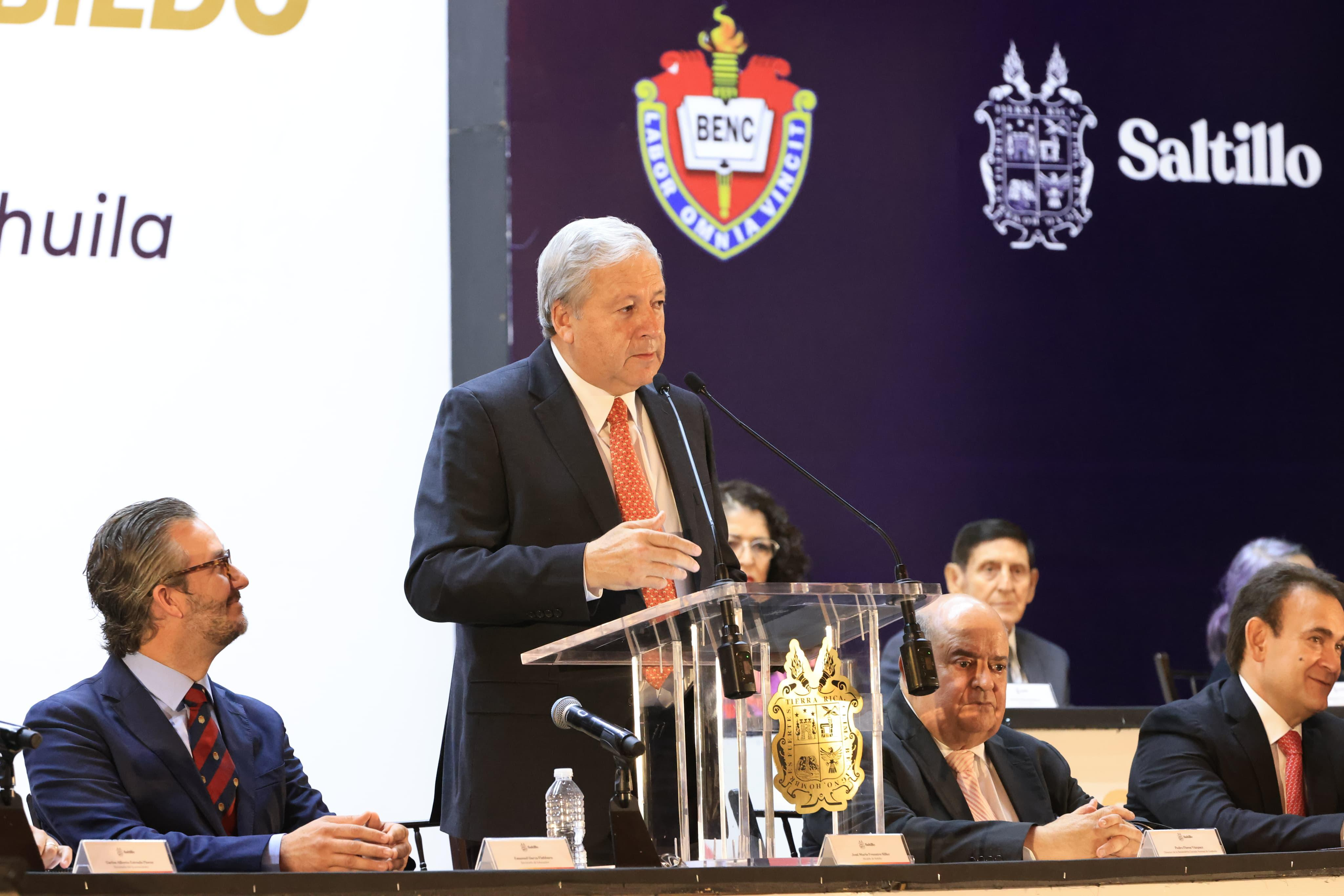 Celebran alcalde y Cabildo 130 años de la Normal