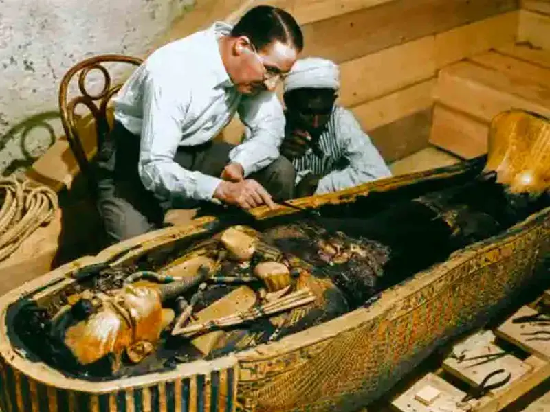 Descubren causa de la ‘maldición del faraón’ que mató a más de 20 personas al abrir la tumba del Tutankamón en 1922