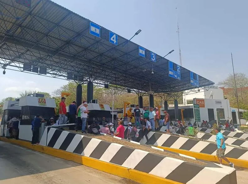 CNTE obliga al cierre de escuelas y unirse al paro indefinido en Chiapas