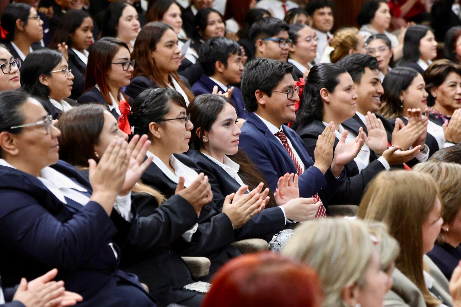 Reconoce Congreso 130 años de Benemérita Escuela Normal