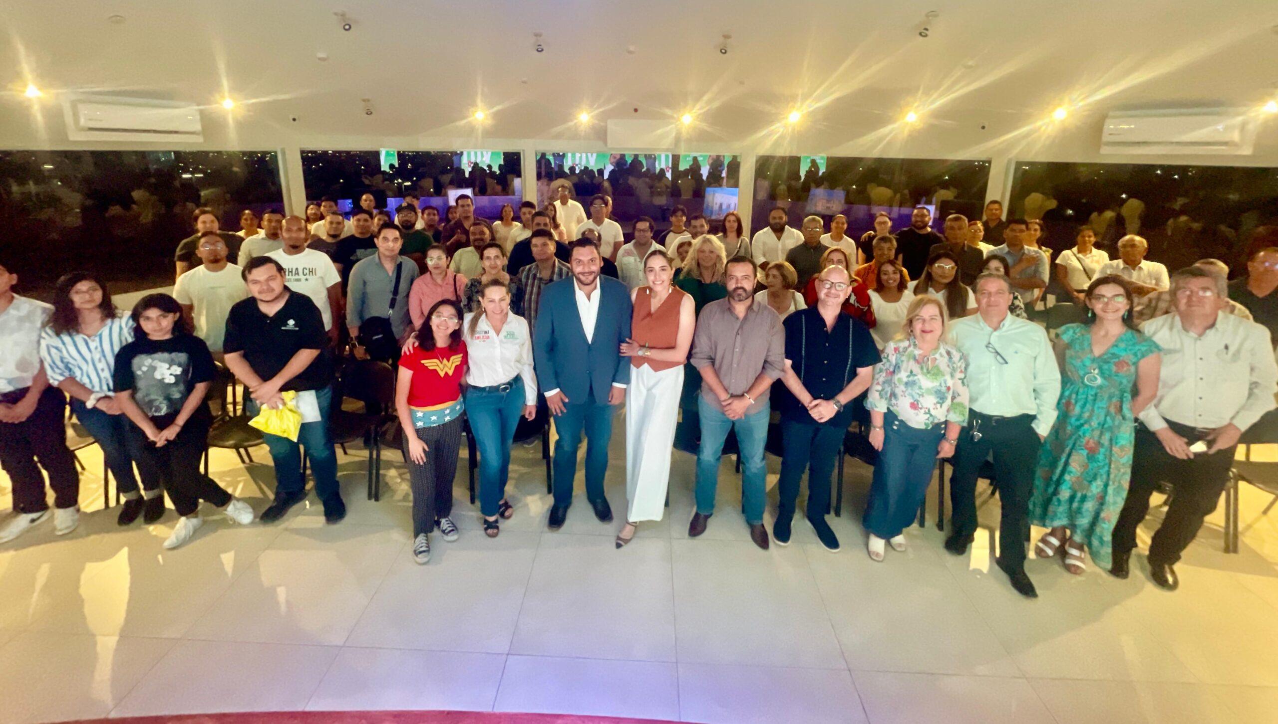 Respaldan a Carlos Villarreal artistas y gestores de cultura