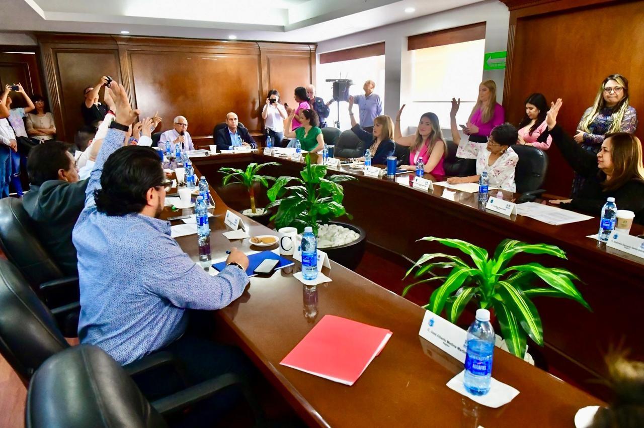 Otorga cabildo licencia a MD